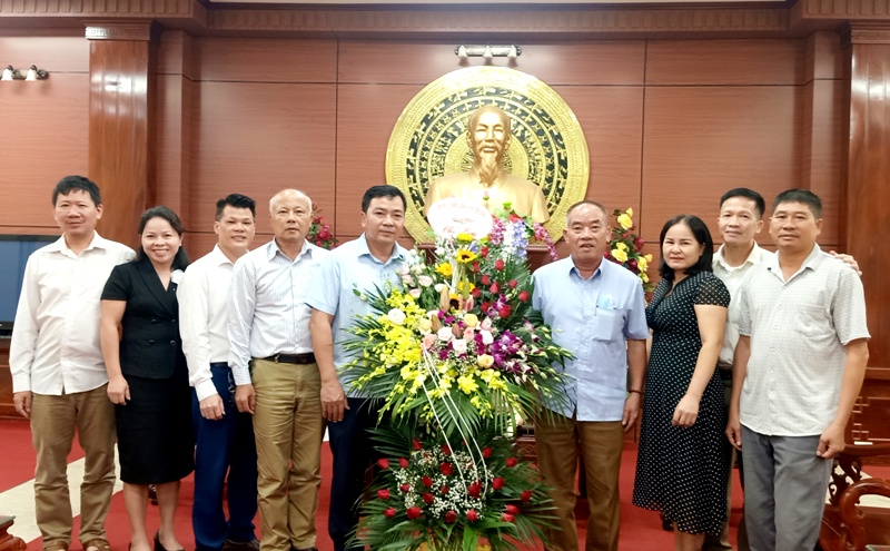 Sơn Động gặp mặt các doanh nghiệp nhân kỷ niệm ngày doanh nhân Việt Nam