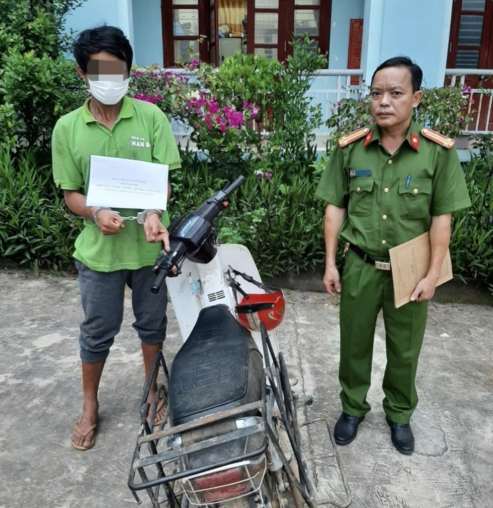 Công an xã Lệ Viễn (Sơn Động) bắt đối tượng trộm cắp xe mô tô