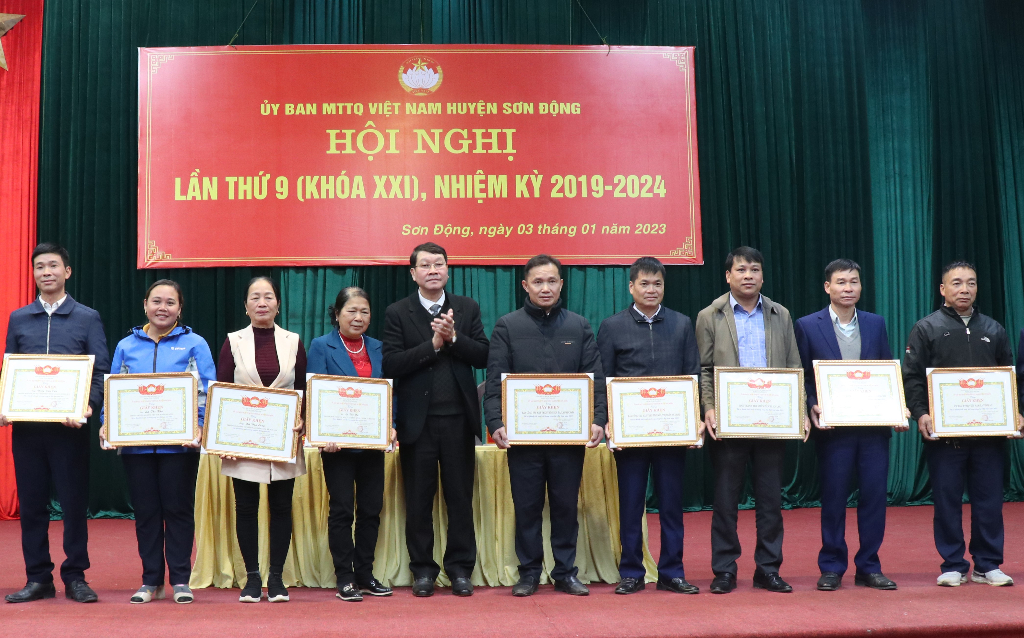 Uỷ ban MTTQ huyện Sơn Động tổ chức Hội nghị lần thứ 9 khoá XXI, nhiệm kỳ 2019-2024