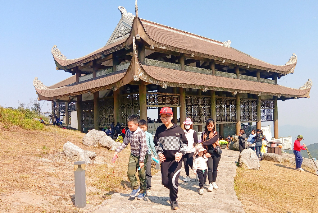 Khu du lịch tâm linh, sinh thái Tây Yên Tử đón hơn 40 nghìn lượt khách