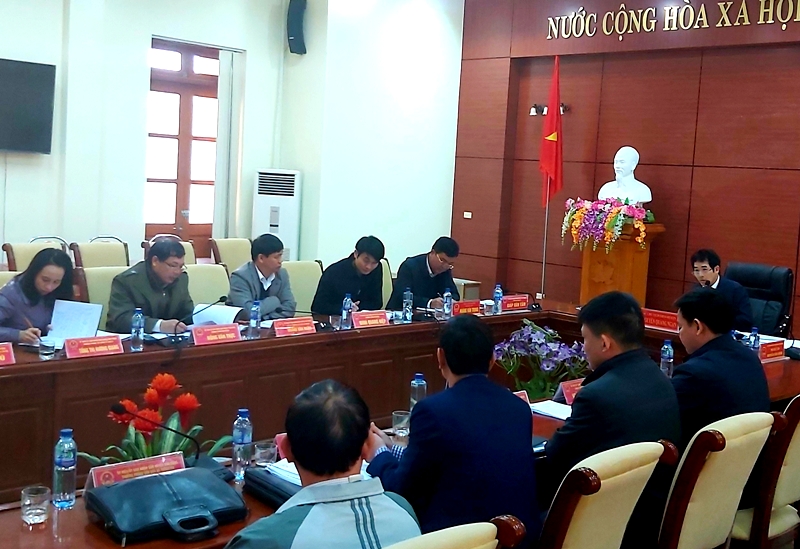 UBND huyện Sơn Động phiên họp thường kỳ tháng 2