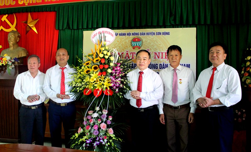 Sơn Động: Gặp mặt kỷ niệm 90 năm ngày thành lập Hội Nông dân Việt Nam