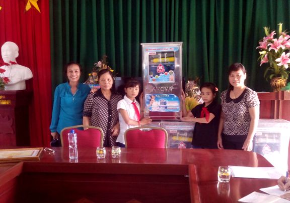 Hội BVQTE tỉnh Bắc Giang: bàn giao máy nước lọc cho 9 trường học ở Sơn Động