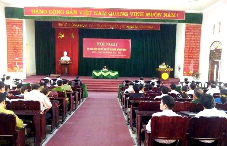 Đoàn đại biểu Quốc hội khu vực Bắc Giang tiếp xúc cử tri  tại huyện Sơn Động