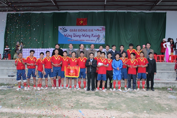 Giải bóng đá truyền thống huyện Sơn Động năm 2014 thành công tốt đẹp